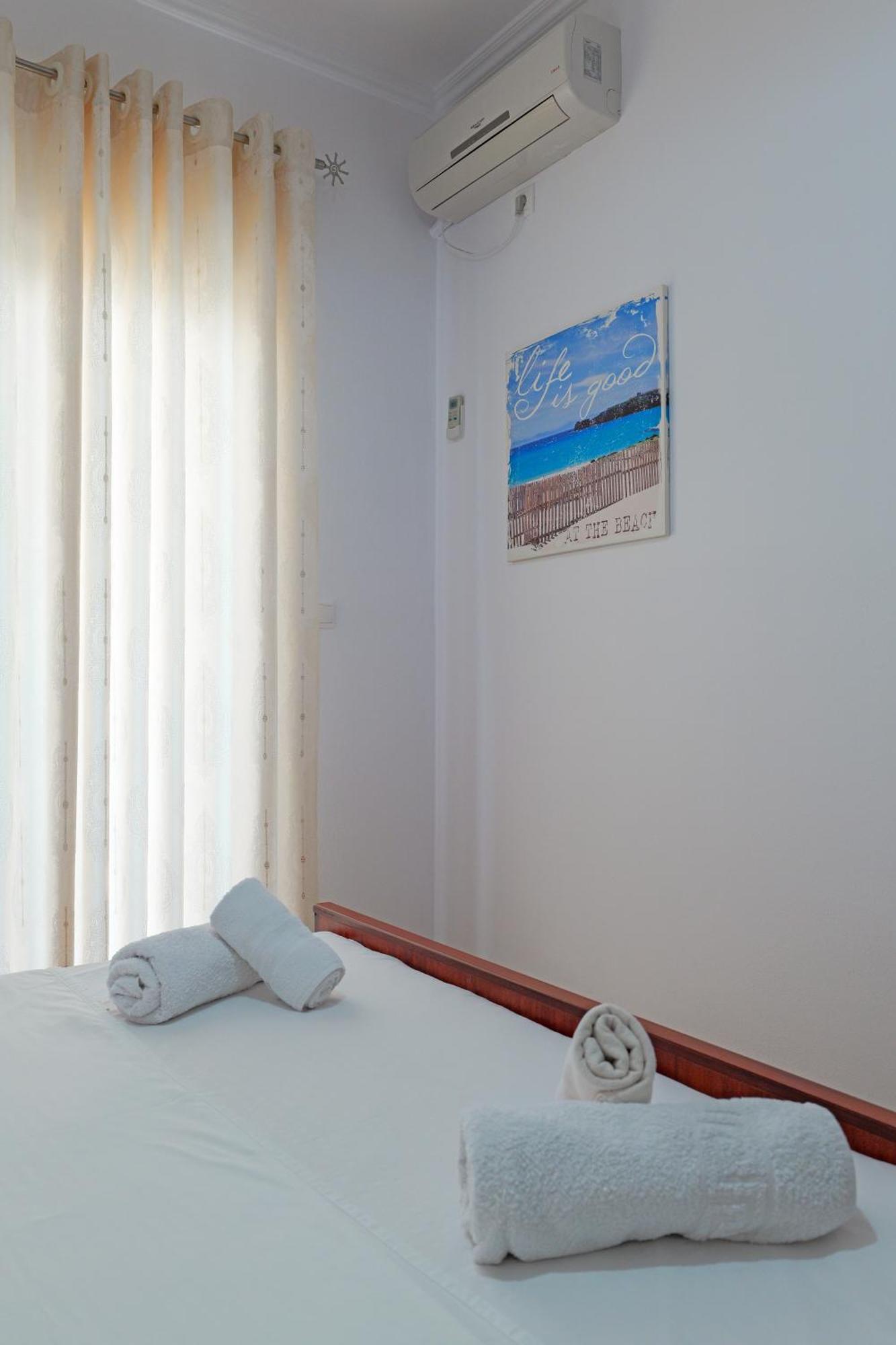 Guesthouse Moonlight Downtown Ksamil Kültér fotó