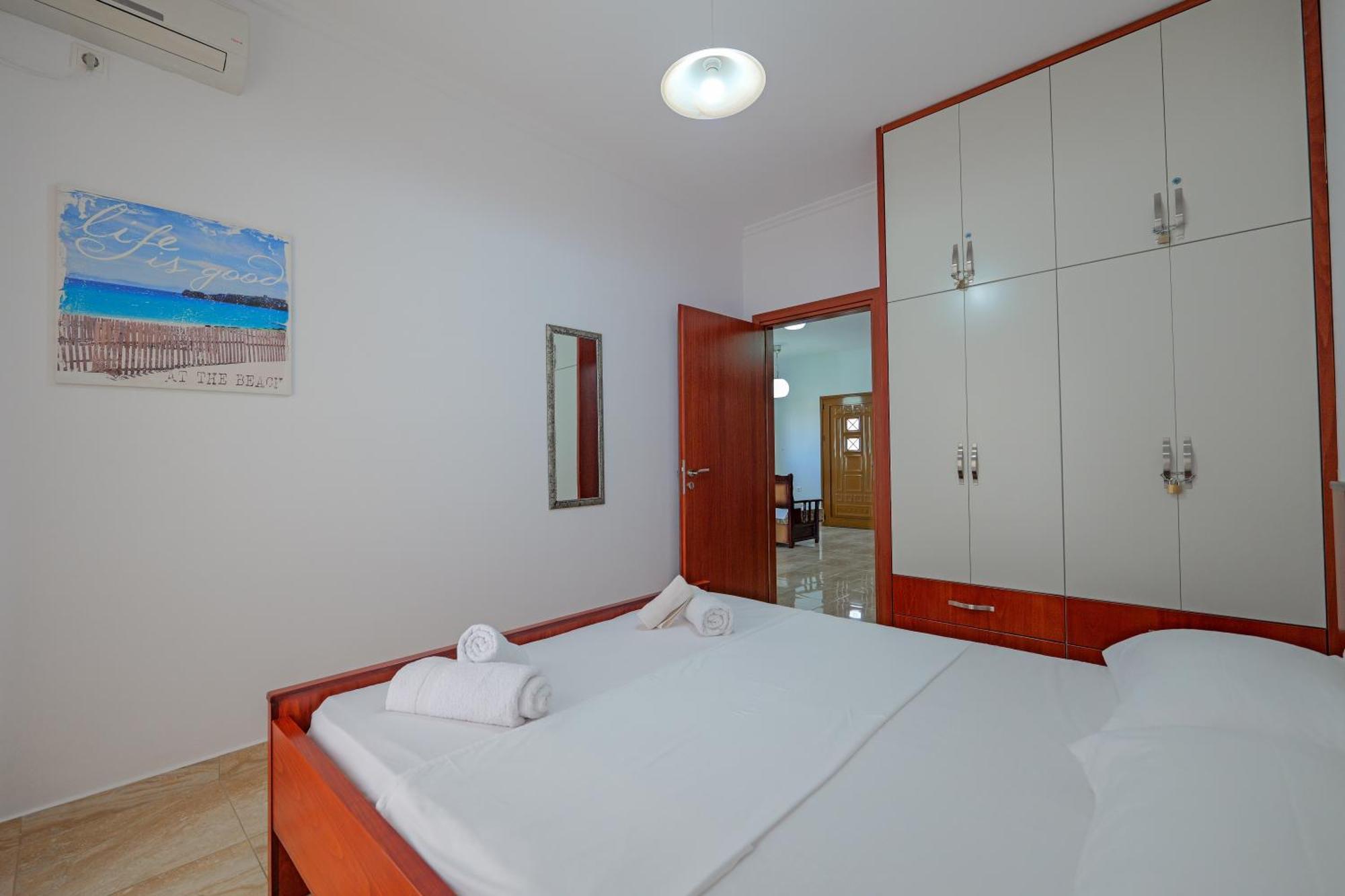 Guesthouse Moonlight Downtown Ksamil Kültér fotó
