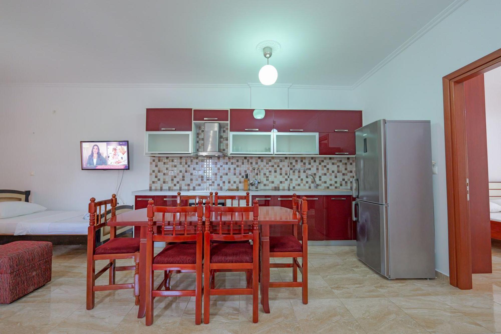 Guesthouse Moonlight Downtown Ksamil Kültér fotó