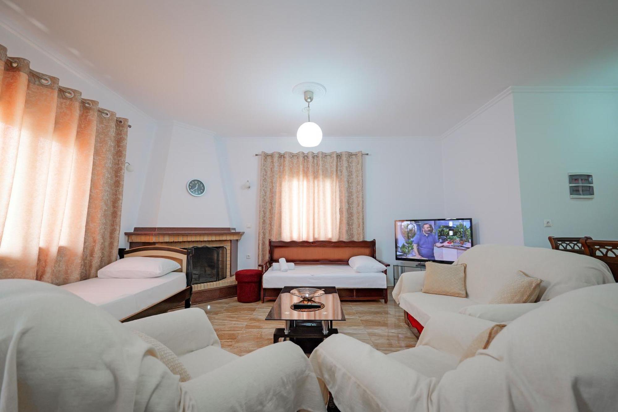 Guesthouse Moonlight Downtown Ksamil Kültér fotó
