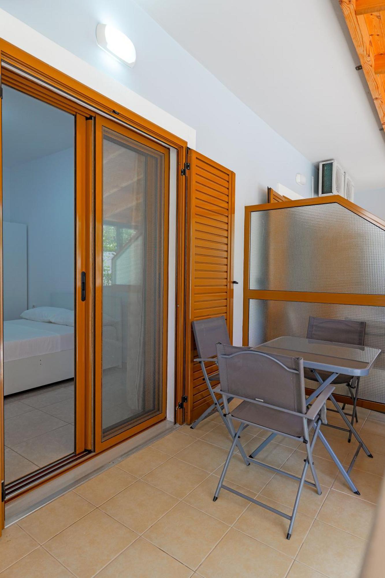 Guesthouse Moonlight Downtown Ksamil Kültér fotó